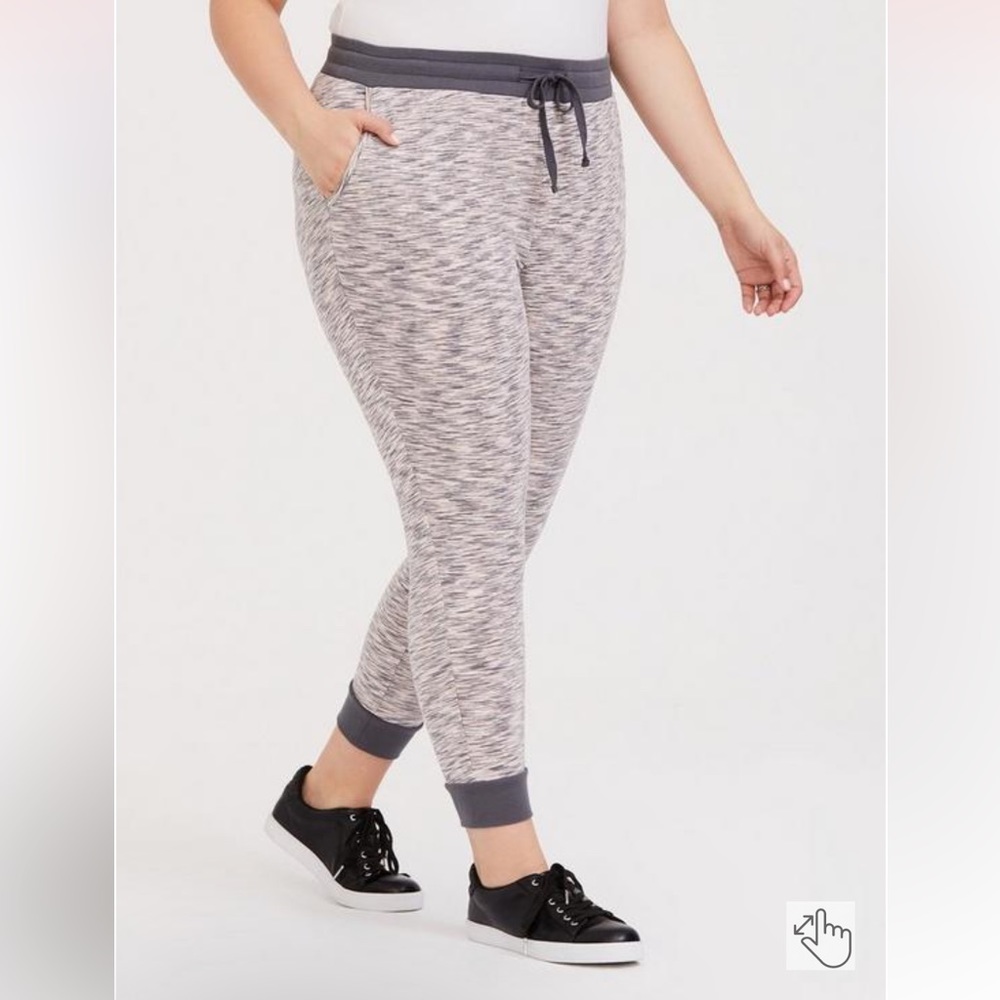 Torrid Classic Fit Jogger French Terry Mid-Rise Pant Soace dye Gray 4X